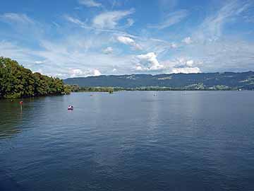 Bodensee (Obersee) – Blick von der Seebrücke Richtung Reutiner Bucht