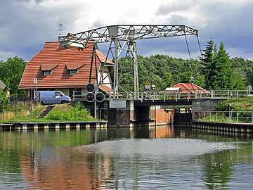 Rhin – Schleuse Altfriesack