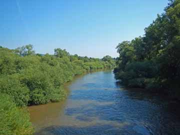 Fulda – Blick von der Fuldabrücke flussabwärts