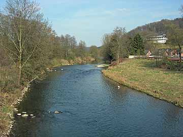 Agger – Brücke Mucher Straße, Blick flussaufwärts