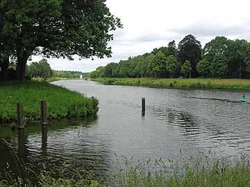 Ems-Vechte-Kanal (EVK) – Blick in die Ems am Abzweig des EVK