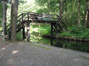 Wehrkanal – Fußgängerbrücke an der Wotschowska