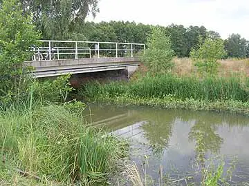 Vetschauer Mühlenfließ – Brücke südöstl. Kossateich