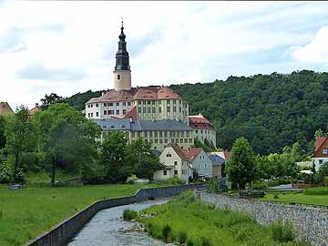 Müglitz – die Müglitz mit Schloß Weesenstein