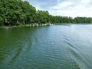 Fährsee – Anleger Hotel Fährkrug im Westen des Sees