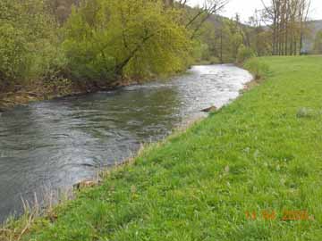 Fränkische Saale – Blick flussabwärts Richtung Schonderfeld