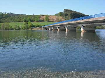 Listertalsperre – Brücke Höhe Kalberschnacke