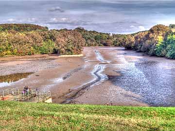 Wendebachstausee – leer im Herbst 2014 wegen Bauarbeiten