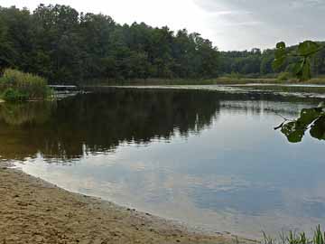 Küchenteich – Blick auf die Badestelle am Küchenteich