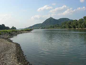 Altarm Bad Honnef – Mündungsbereich mit Blick auf den Drachenfels
