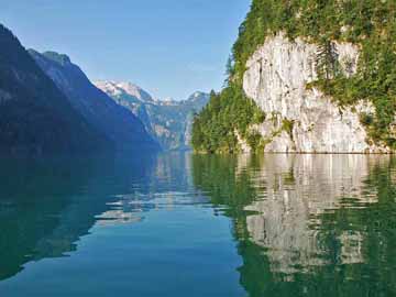 Königssee – Blick von der Anlegestelle im Ort Königssee