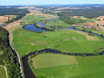 Naab – Aufnahme aus Höhe Eich, Blick flussaufwärts