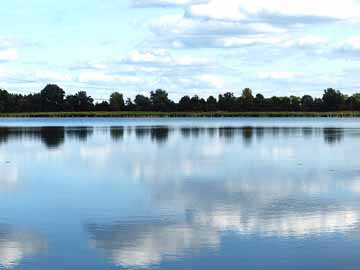 Paechstich – Seepanorama von der Badestelle