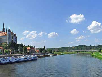 Elbe – Blick von der Altstadtbrücke, links Albrechtsburg