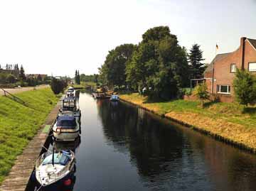 Nordgeorgsfehnkanal (NGFK) – Brücke Bootsweg, Blick Richtung Süden