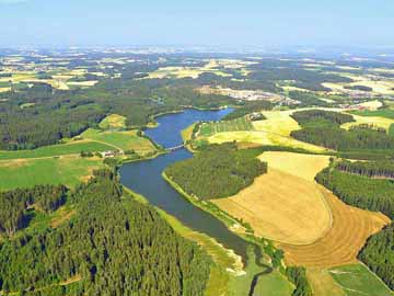 Talsperre Liebenstein – Aufnahme aus östlicher Richtung