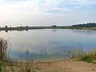 Baggerbadesee Karibik – Blick vom Südufer über den See