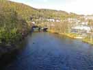 Lenne – Lenne-Brücke Bahnhofstraße, Blick flussabwärts