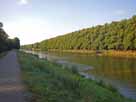 Elsterflutbett&nbsp;&ndash;&nbsp;Höhe Rennbahnsteg, Blick flussabwärts Richtung Sachsenbrücke