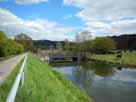 Ehreshovener Stausee – Steinbrücke im Turbinenkanal, Blick kanalaufwärts